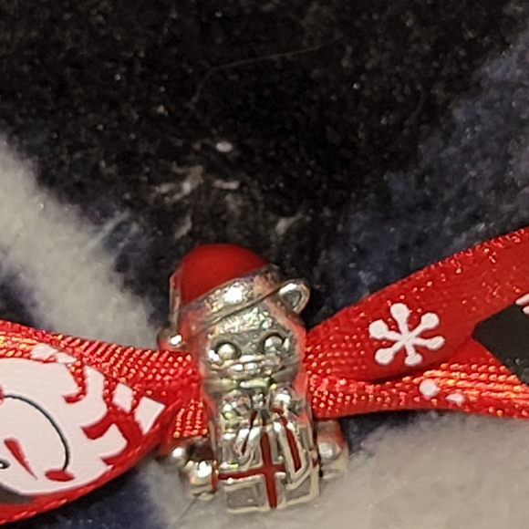 Pandora cat Christmas charm - Picture 4 of 6